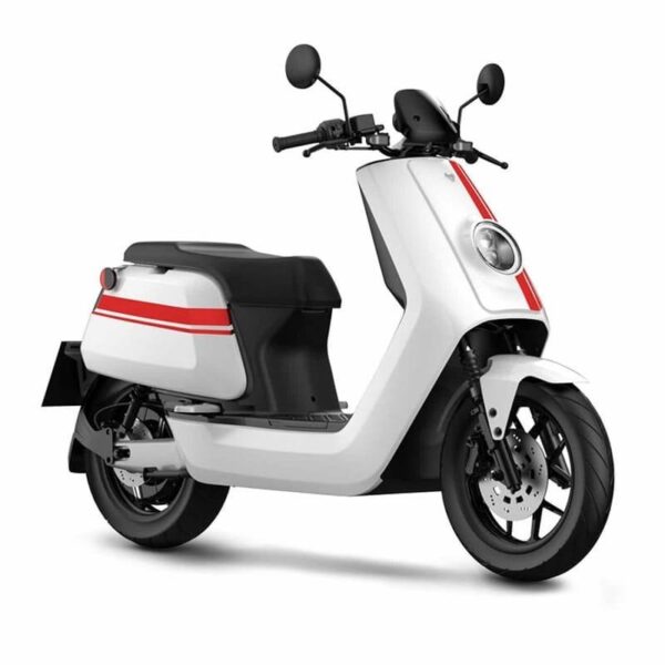 Scooter-Electrique-NIU-NQi-GTS-BLANC.jpg