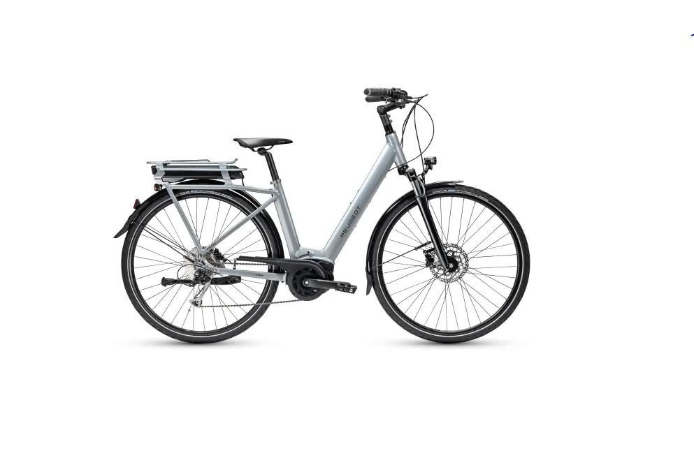 VTC-electrique-Peugeot-eC01-D9-Active-Plus.jpg
